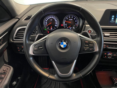 Imagen 8 de 11 de Bmw 120ia Sedan Sport Line Automático Mod. 2019