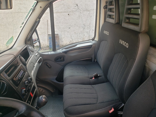 Iveco Daily 35s14 2013 01 Turbina Baú 3,90 Mts