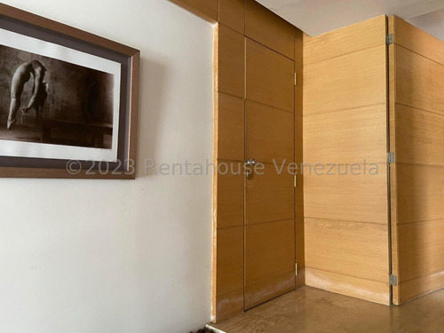 Imagen 21 de 27 de Amplio Apartamento En Alquiler, Urb. Las Mercedes