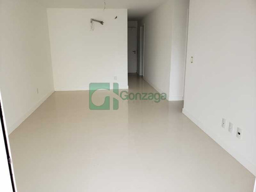 Excelente Imóvel, Frente, 4 Suítes, Porcelanato 90x90, Varandão! Ótima Localização! Recreio. - Reap30030