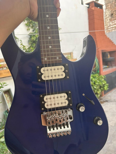 Guitarra Electrica Stratocaster + Amplificador Ross 10 W