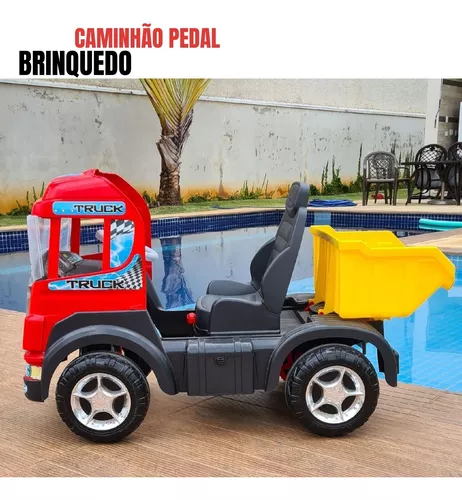 Caminhão de Pedal Magic Toys 9300 