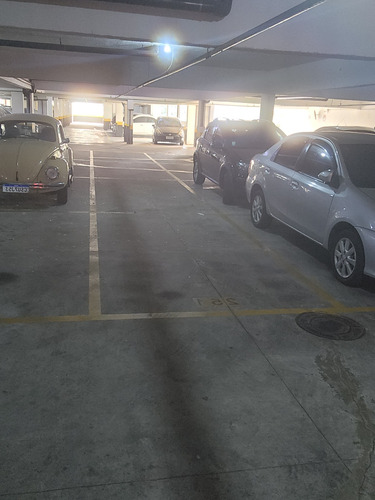 Apto 3 Dorm C/ Suite, 2 Vagas Cobertas, Piscina Aquecida, Cond.clube 70m2 - Vago