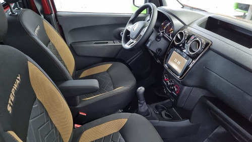 Imagen 15 de 25 de Renault Kangoo Stepway Full Full 1.6 0km 2023 Stoc (LG)