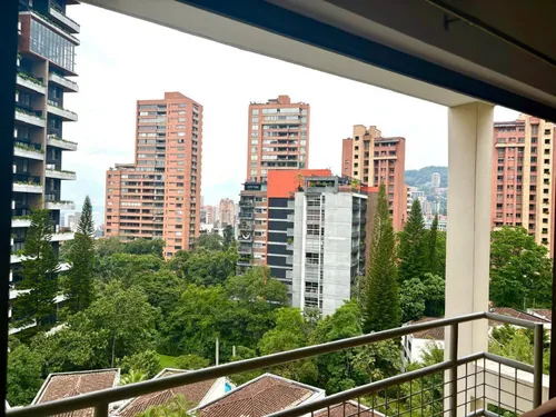 Espectacular Penthouse De Dos Niveles En El Poblado. Código 44