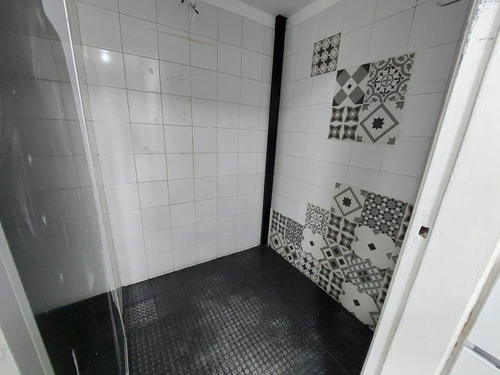 Imagen 5 de 10 de Alquiler Local Comercial, Ubicado En Mezzanina Del Cc Cristal De Naguanagua