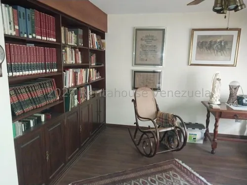 Casas En Venta Mls #24-12115