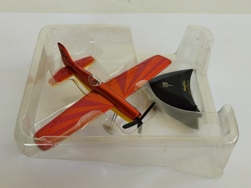 Maisto Avión Naranja Stunt Plane Acrobático Metal Escala Toy
