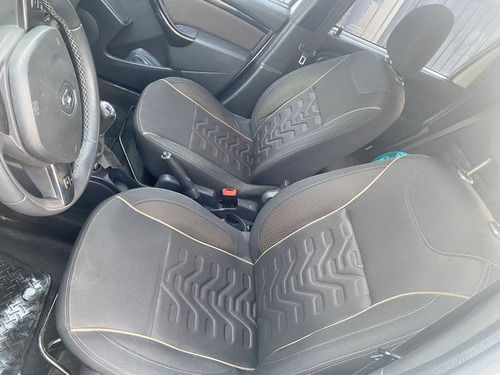 Imagen 9 de 17 de Renault Duster 2017 1.6 Ph2 4x2 Privilege 110cv