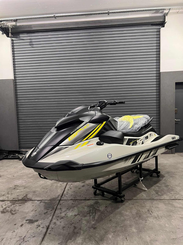 Moto De Agua Yamaha Gp Ho 1900 Audio 2025