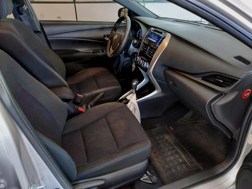 Toyota Yaris 1.3 16V FLEX XL MULTIDRIVE
