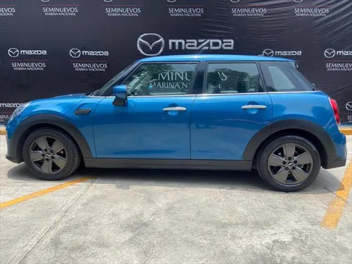 Mini Cooper Classic 5 Puertas At