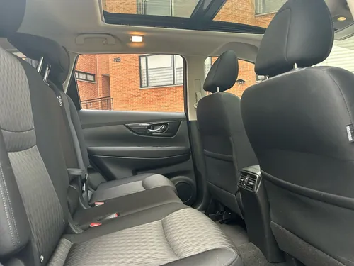 Nissan Xtrail T-32 exclusive 2.5 AT 4x2 7 puestos