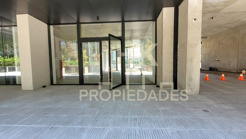 Local Ubicado Placa Comercial Edificio Nueva Las Condes