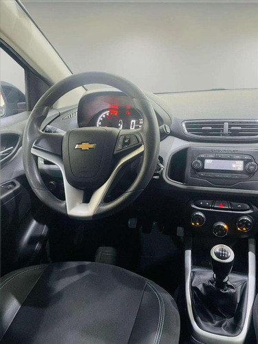 Chevrolet Onix Onix 1.0 lt Spe/4