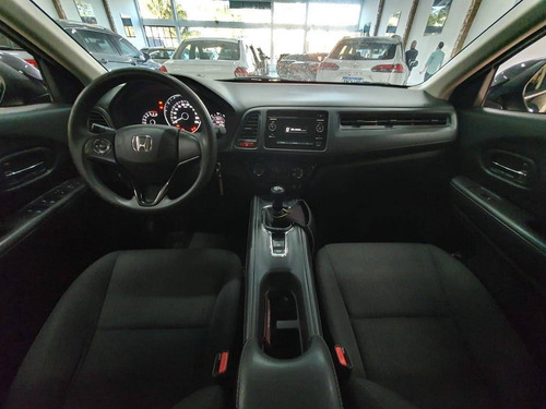 Imagem 14 de 15 de Honda Hr-v 1.8 16v Flex Lx 4p Manual