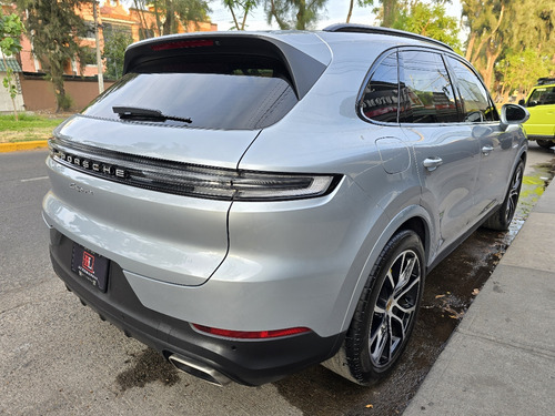 Porsche Cayenne 2024