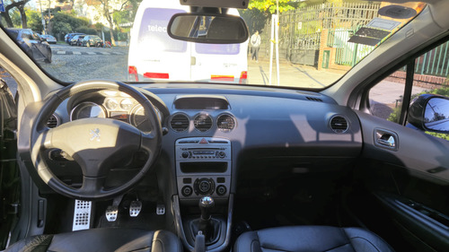 Peugeot 408 2.0 Allure Plus 143cv