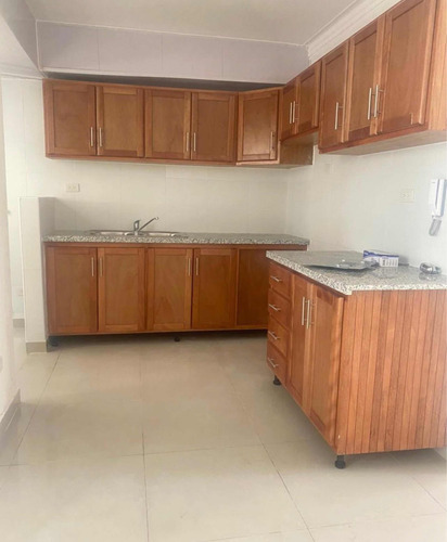 Apartamento En Alquiler En El Residencial Monumental