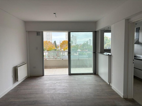 Departamento En Venta A Estrenar De 3 Ambientes Con Cochera En Bernal Centro