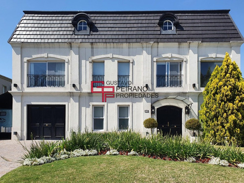 Casa En Venta, Barrio Cerrado Septiembre Estilo Francés.