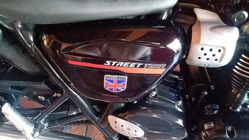 Imagem 7 de 11 de Street Twin Street
