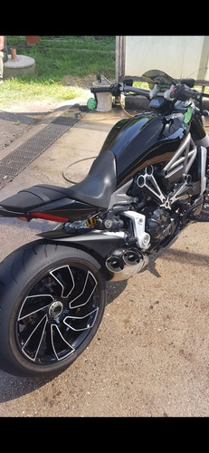 Imagen 2 de 12 de Ducati X Diavel S