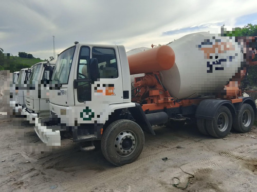 Mb 2423b C\betoneira Liebherr 7m3 -2007