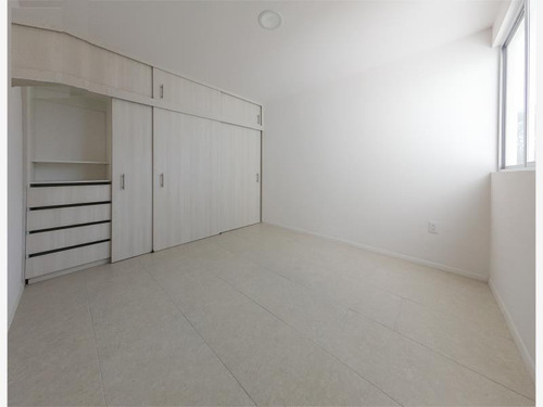 Imagen 7 de 11 de Casa Sola En Venta Res. Frailes Con Amplio Jardín. Zona Universitaria.