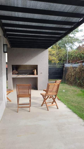 Venta Duplex En Housing De Tres Dormitorios Ubicado En Villa Rivera Indarte.