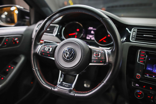 Volkswagen Vento 2.0 Tsi Gli 211cv App Connect