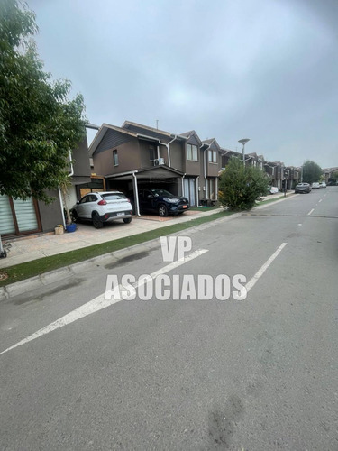 Liquidación Casa Con 3d - 2b En Condominio Los Alerces.