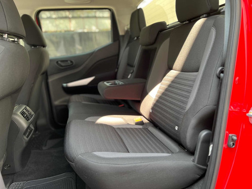 Imagen 11 de 15 de Nissan Np300 Frontier 2.5 Xe Paquete De Seguridad Mt 2021