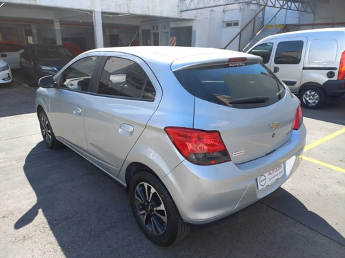 Imagen 7 de 15 de Chevrolet Onix 1.4 Ltz
