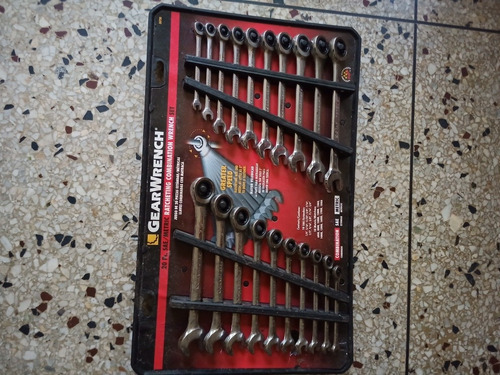 Imagen 2 de 10 de Kit Llaves Ratchet Combinadas.