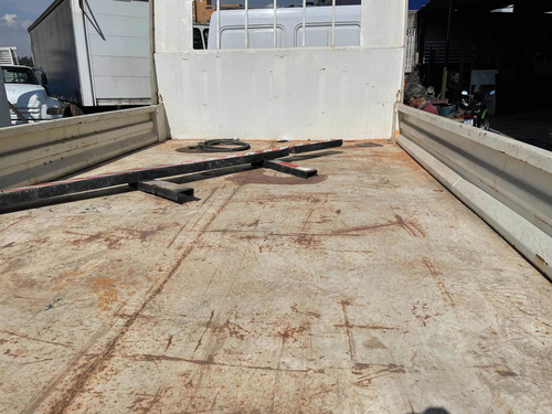 Imagem 3 de 6 de Caçamba Basculante Abertura Lateral 3/4 2m³ 3,60m Zerada