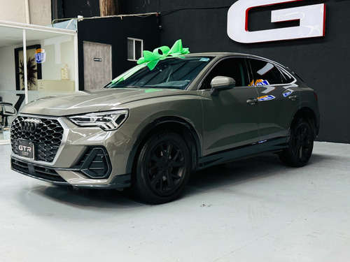 Audi Q3 Select 2022