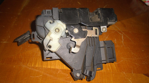 Imagen 1 de 3 de Vendo Cerradura Trasera Izquierda De Skoda Fabia, Año 2005