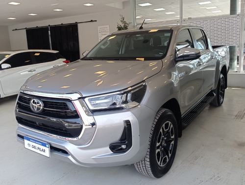 Toyota Hilux 2.8 Cd Srx 177cv 4x2 At