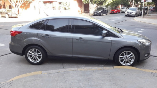Ford Focus III 1.6 Sedan S