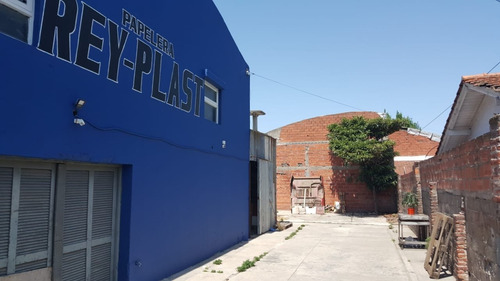 Imagen 2 de 6 de Venta| Galpon |vivienda | Local