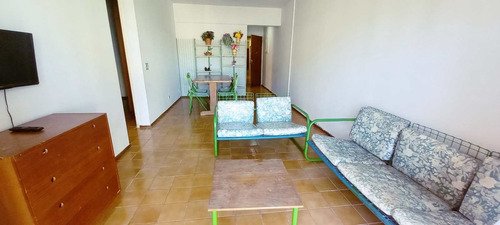 Imagem 1 de 15 de Apartamento Com 2 Dorms, Enseada, Guarujá - R$ 280 Mil, Cod: 5792 - V5792