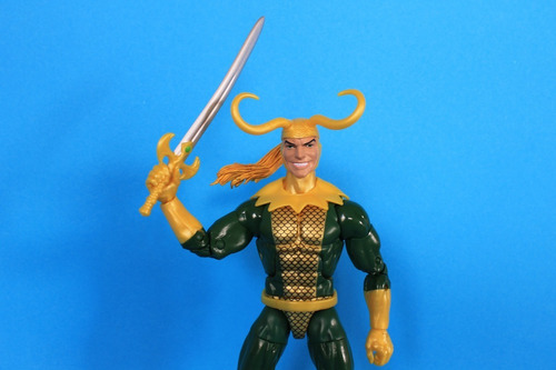 Loki Marvel Legends (Usado)