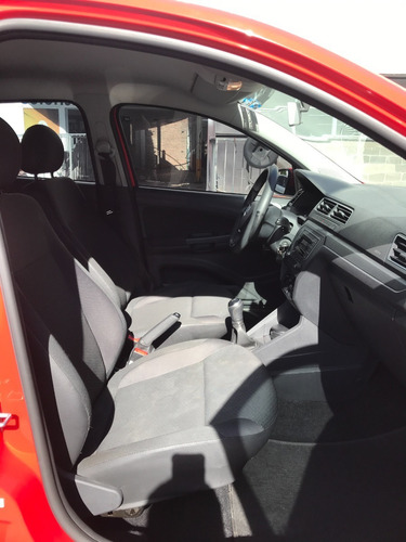 Imagen 10 de 13 de Volkswagen Gol 1.6 Trendline Mt 5 P 2017