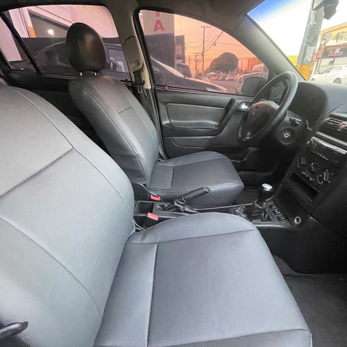 Chevrolet Astra 2.0 MPFI ADVANTAGE 8V FLEX 4P MANUAL