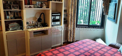 Venta De Bello Apartamento, En San Bernardino. Mls 24-18189. Mjs.
