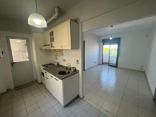 Departamento En Venta En Mataderos