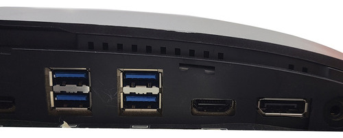 Todo En Uno Dell I5 7ma 16gb Ram 240gb Ssd Color Negro - Bueno (Reacondicionado)