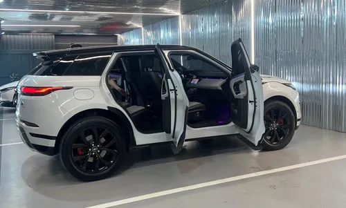 Range Rover Evoque P250 2021 Km: 35.000 Motor: 2.0 L