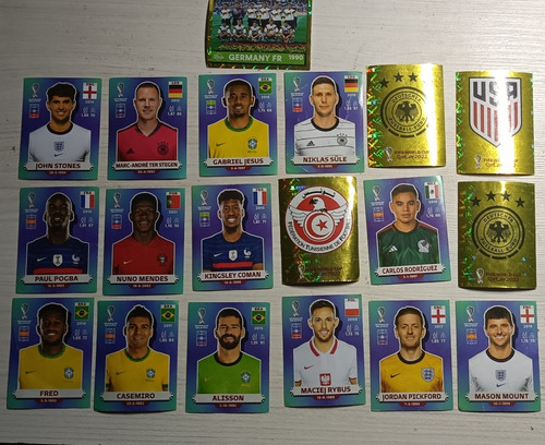 Set 19 Cartas Mundial Qatar 2022 / Escudos